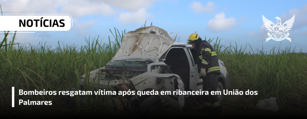 Bombeiros resgatam vítima após queda em ribanceira em União dos Palmares